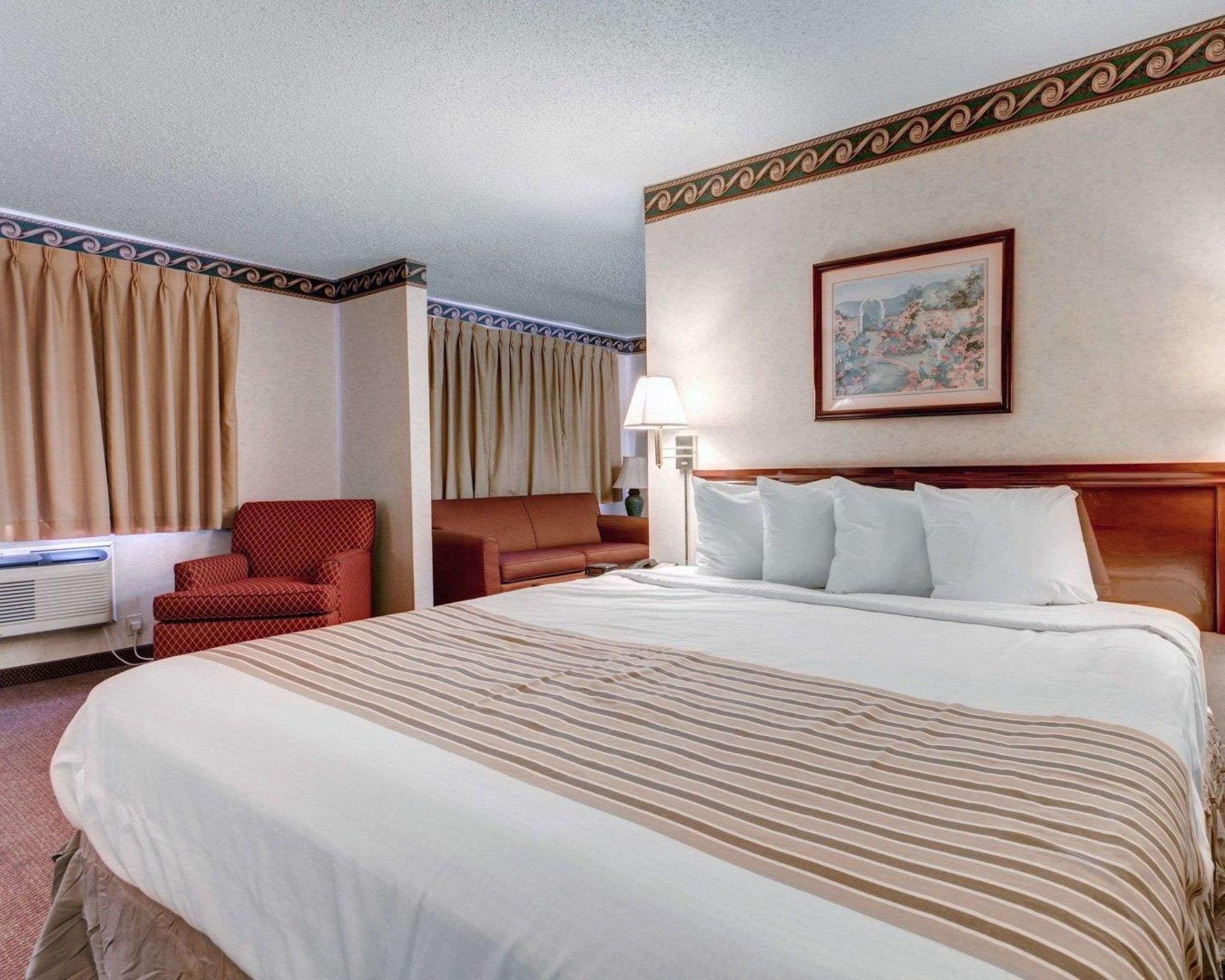 Econo Lodge Inn & Suites El Paso Exterior photo