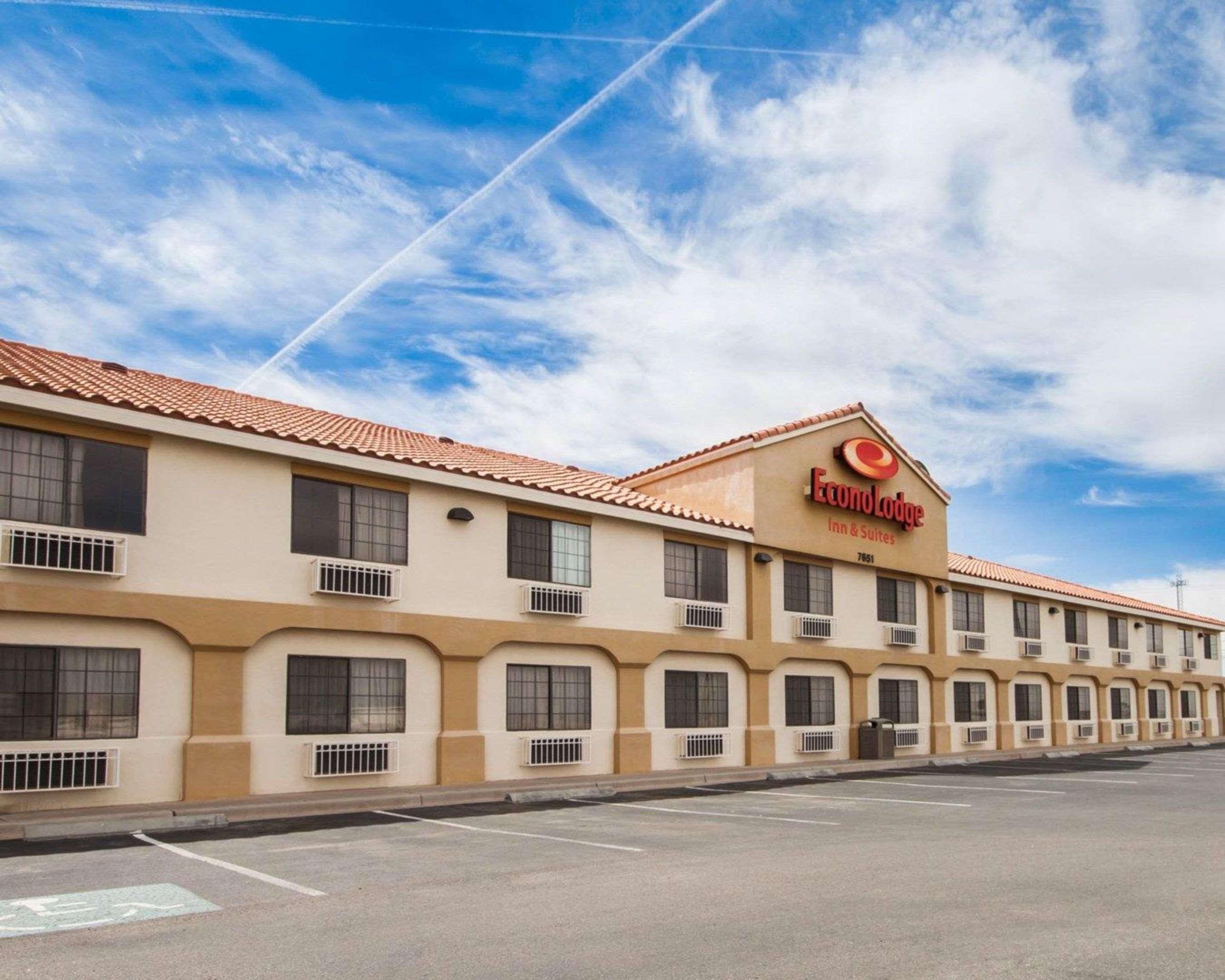 Econo Lodge Inn & Suites El Paso Exterior photo