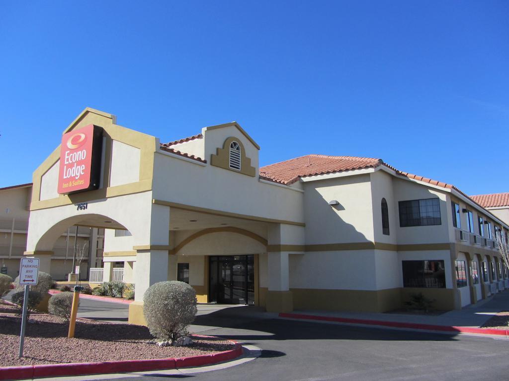 Econo Lodge Inn & Suites El Paso Exterior photo